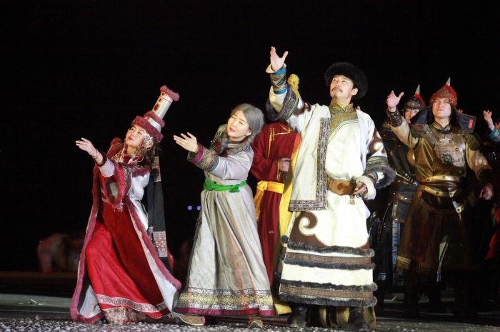 1516707831169089783.jpg 图十八《东归·印象》实景剧在内地演出 _副本.jpg